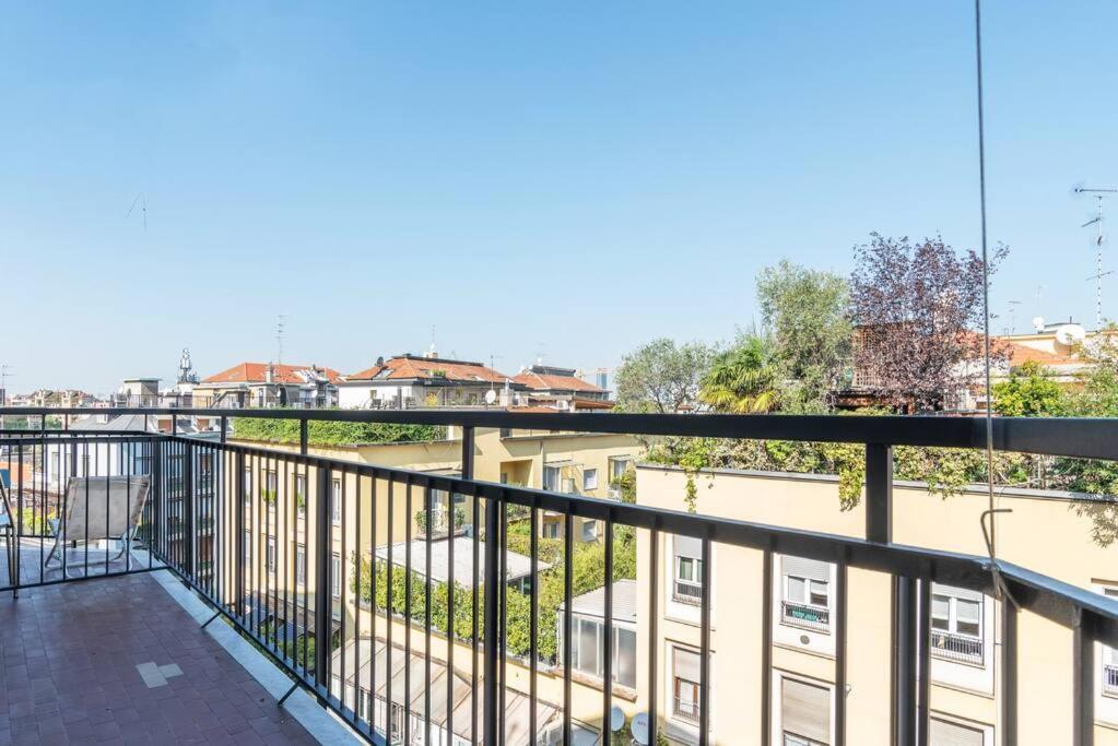 Ferienwohnung Elegante Bilocale San Calocero Mailand Exterior foto
